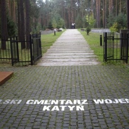 Powiększ obraz: Polski Cmentarz Wojenny, Katyń, Rosja