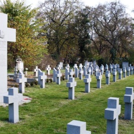 Powiększ obraz: Polska kwatera wojskowa na cmentarzu Rákoskeresztúr, Węgry